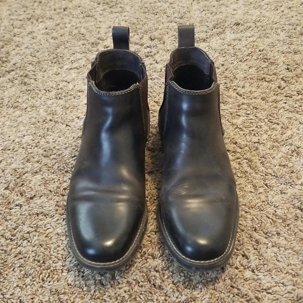 Mens dress shoes